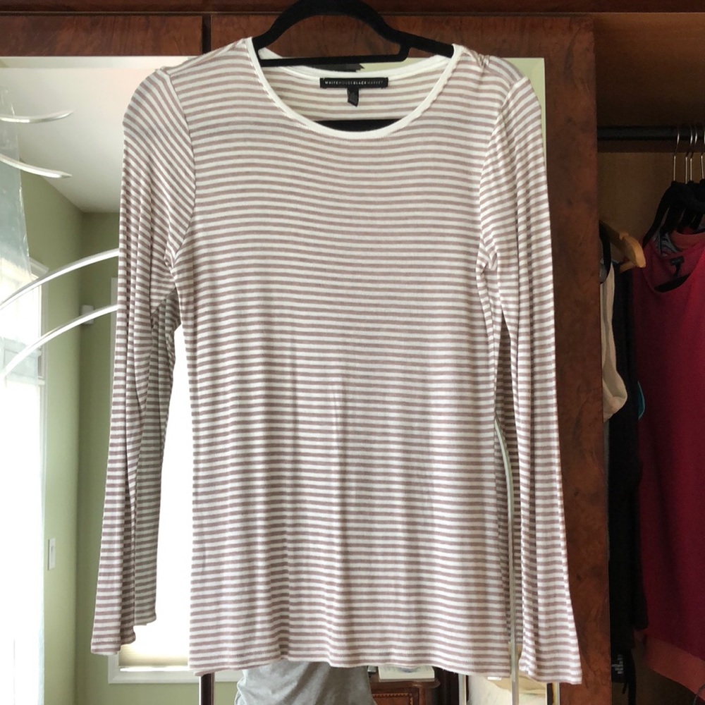 White house black market long sleeve tee